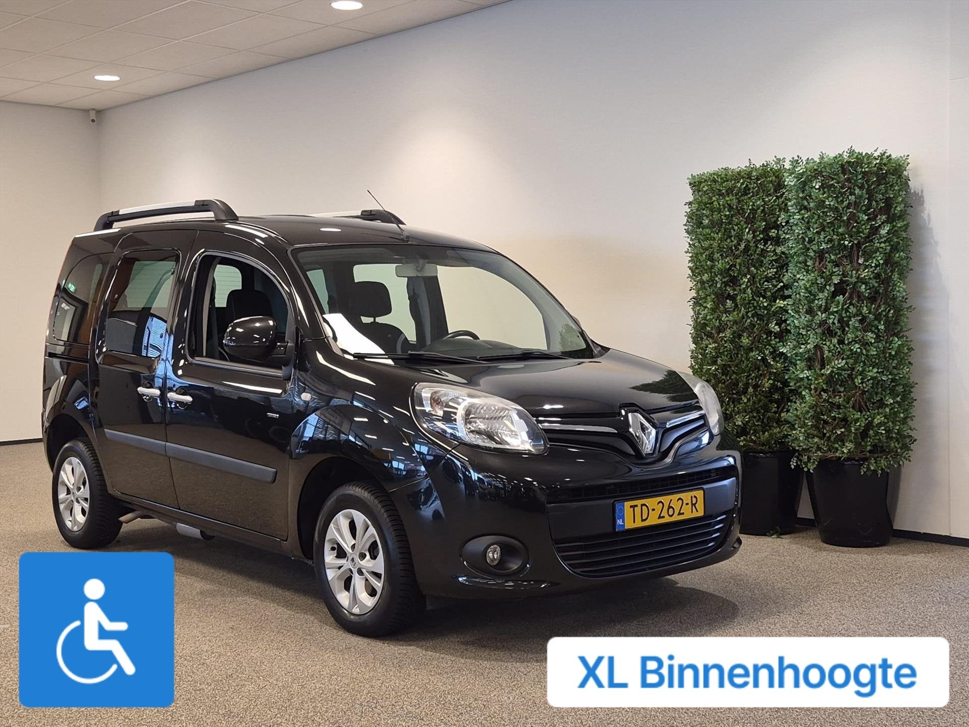 Renault Kangoo Rolstoelauto XXL-Ombouw 150cm incl. lier, Stof, Gebruikt, Elektrische ramen, Zwart