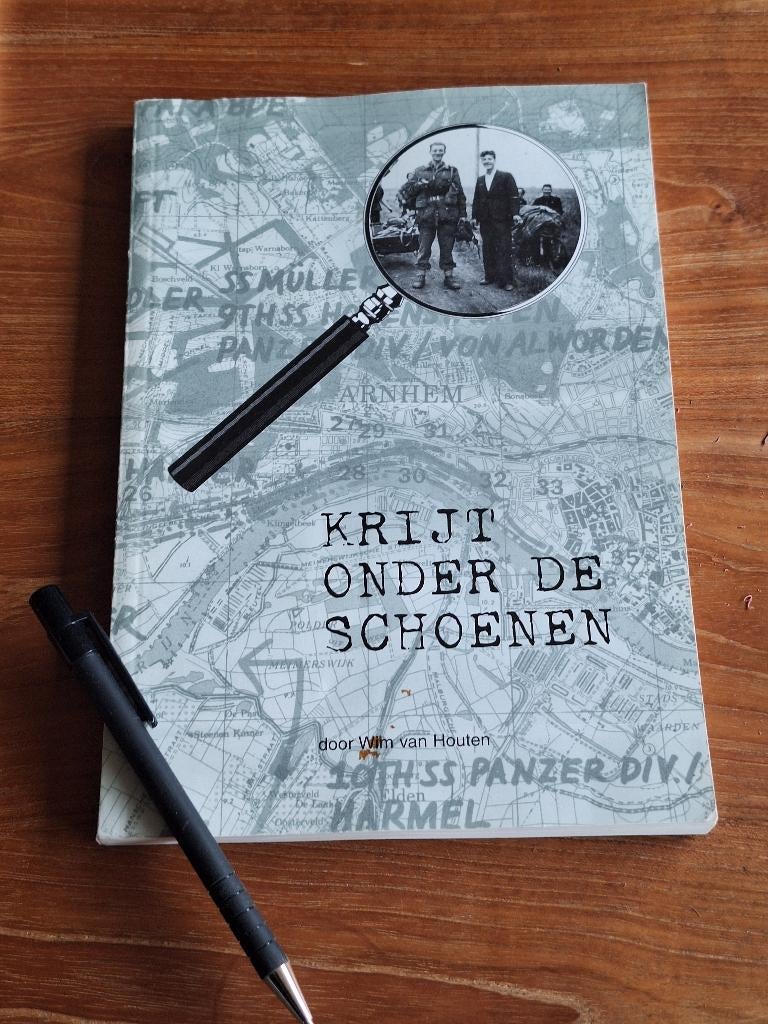 Krijt onder de schoenen, Ophalen of Verzenden, Tweede Wereldoorlog, Zo goed als nieuw, Overige onderwerpen