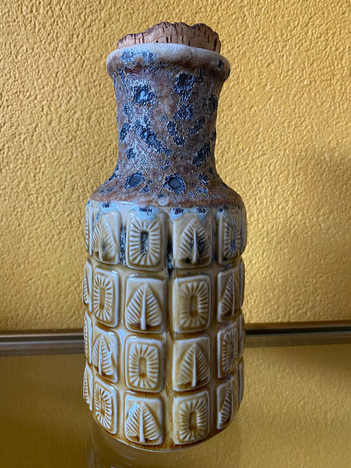Vintage West-Duitse Keramieken Vaas met Kurken Stop, Ophalen of Verzenden