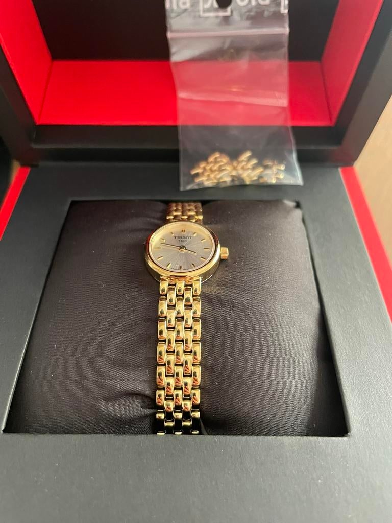Tissot dameshorloge, Sieraden, Tassen en Uiterlijk, Horloges | Dames, Ophalen of Verzenden, Zo goed als nieuw, Staal, Overige merken