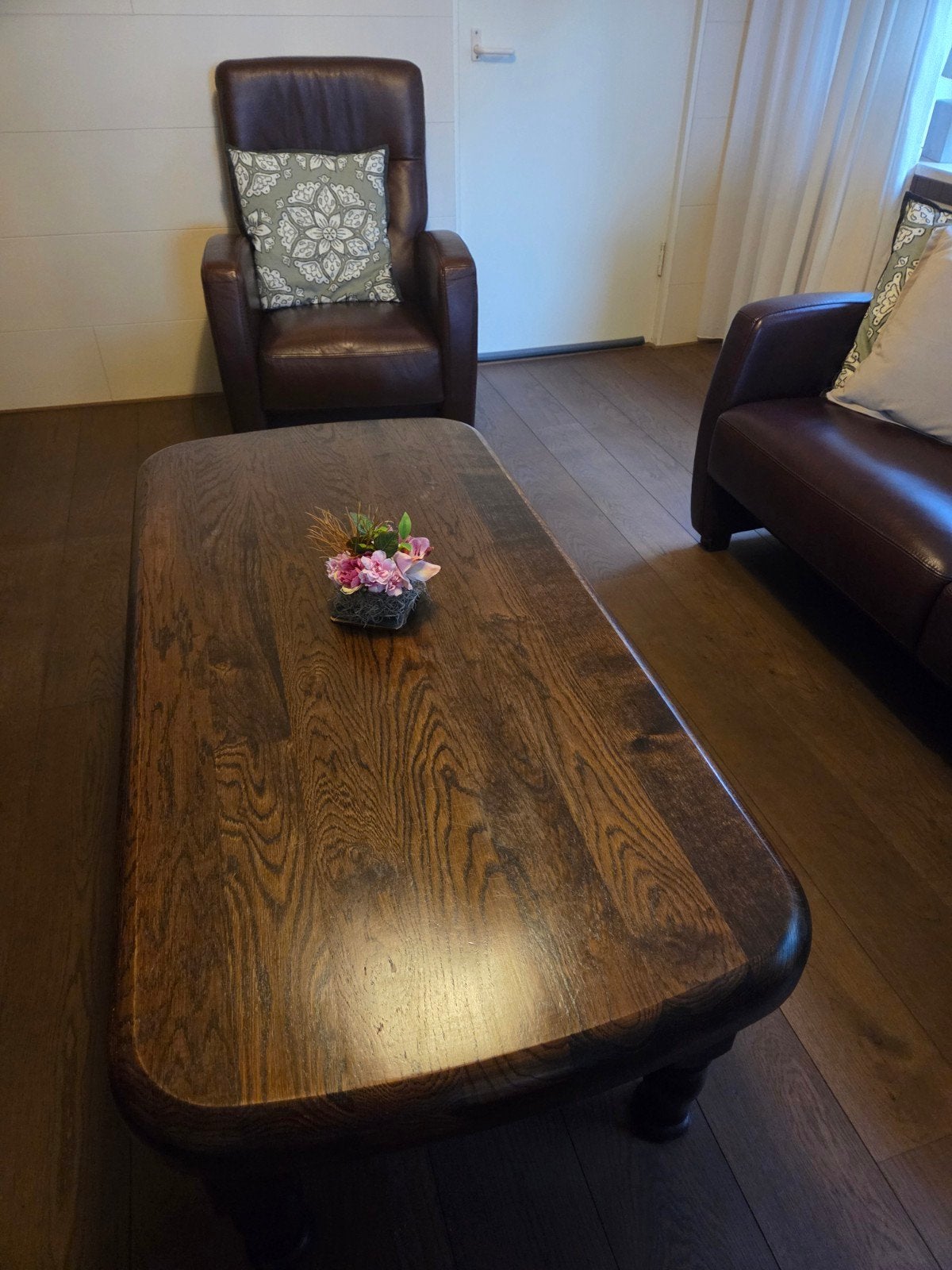 Donker eiken salontafel, Huis en Inrichting, Ophalen, Rechthoekig, 100 tot 150 cm, 50 tot 100 cm