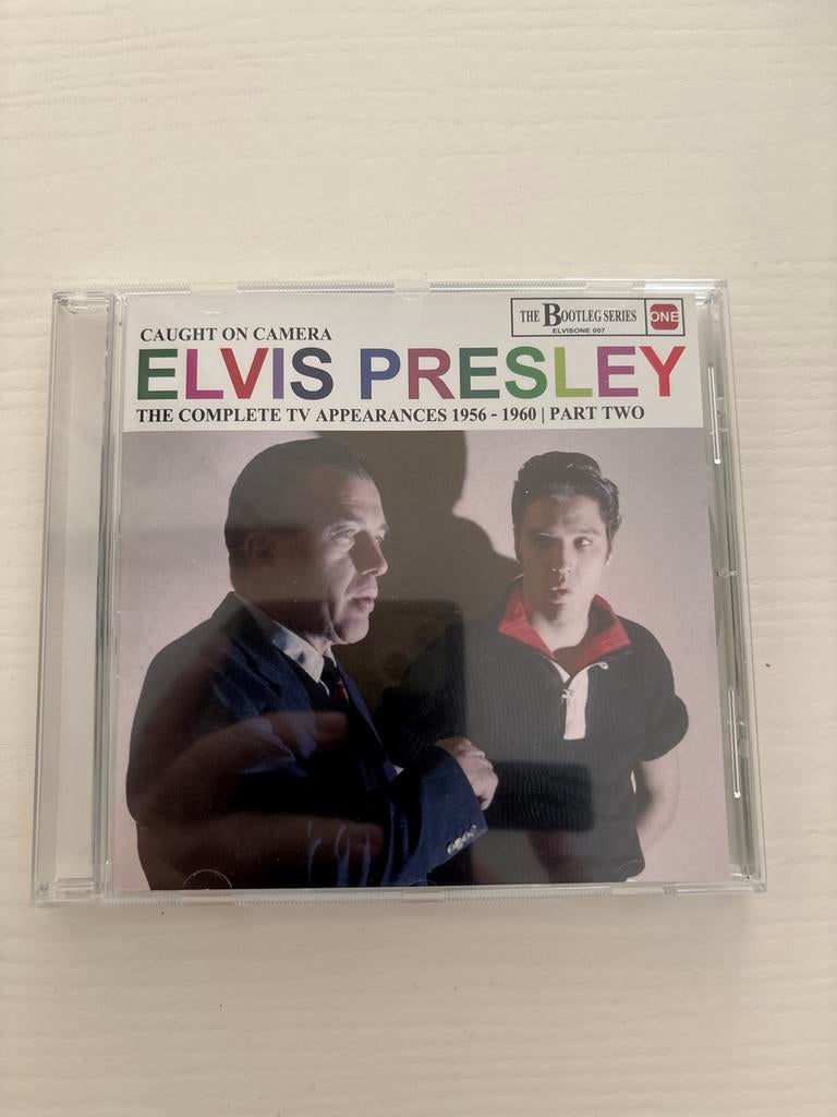 Elvis Bootleg CD - Caught on Camera/ part two TV Appearances, Verzamelen, Muziek, Artiesten en Beroemdheden, Ophalen of Verzenden