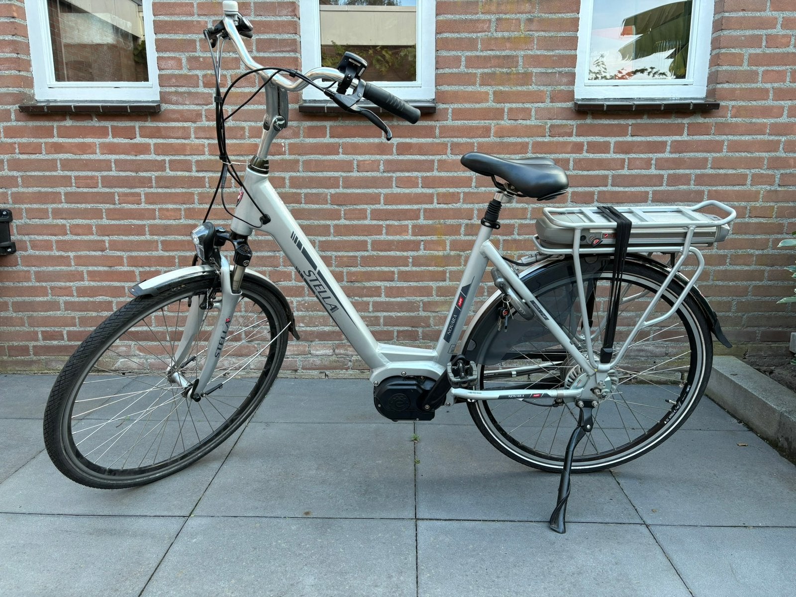 Stella Novara Elektrische Damesfiets - Middenmotor., Fietsen en Brommers, Elektrische fietsen, Zo goed als nieuw, 51 tot 55 cm
