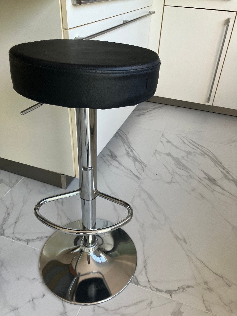 Leren kruk 63-83cm hoog, Ophalen, 60 tot 90 cm, Zo goed als nieuw, 1 kruk
