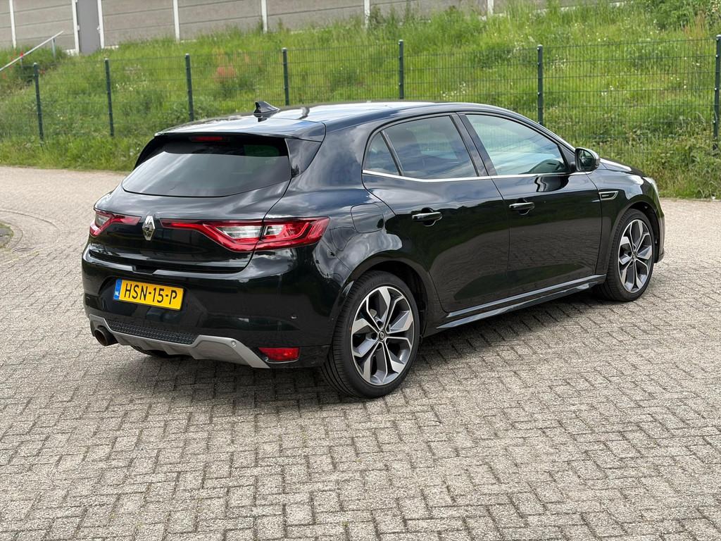 Renault MEGANE 1.3 TCe GT-Line 140PK I CAMERA I PDC I KEYLES, Voorwielaandrijving, Euro 6, 4 cilinders, Zwart