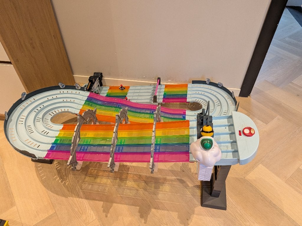 Mario Kart hotwheels baan, Ophalen, Racebaan, Zelf te bouwen, Zo goed als nieuw
