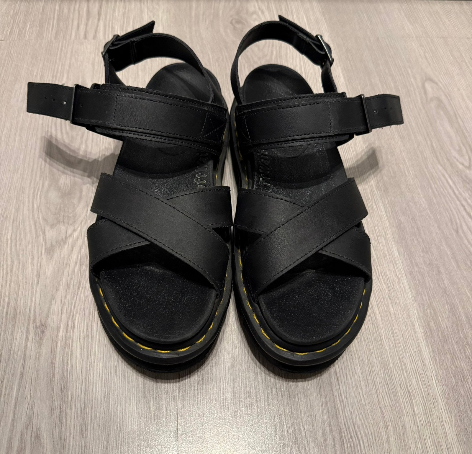 Dr. Martens Voss II sandalen in maat 41, Ophalen, Zwart, Sandalen of Muiltjes, Zo goed als nieuw