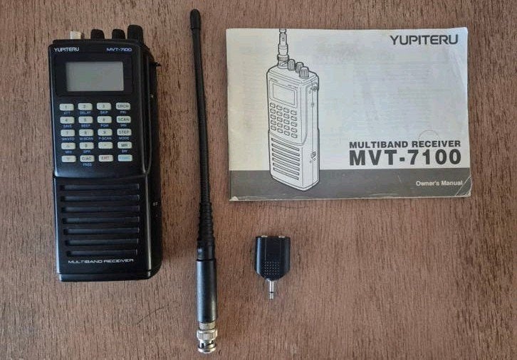 Yupiteru MVT-7100 Multiband Ontvanger met Accessoires, Telecommunicatie, Zenders en Ontvangers, Ophalen of Verzenden, Gebruikt