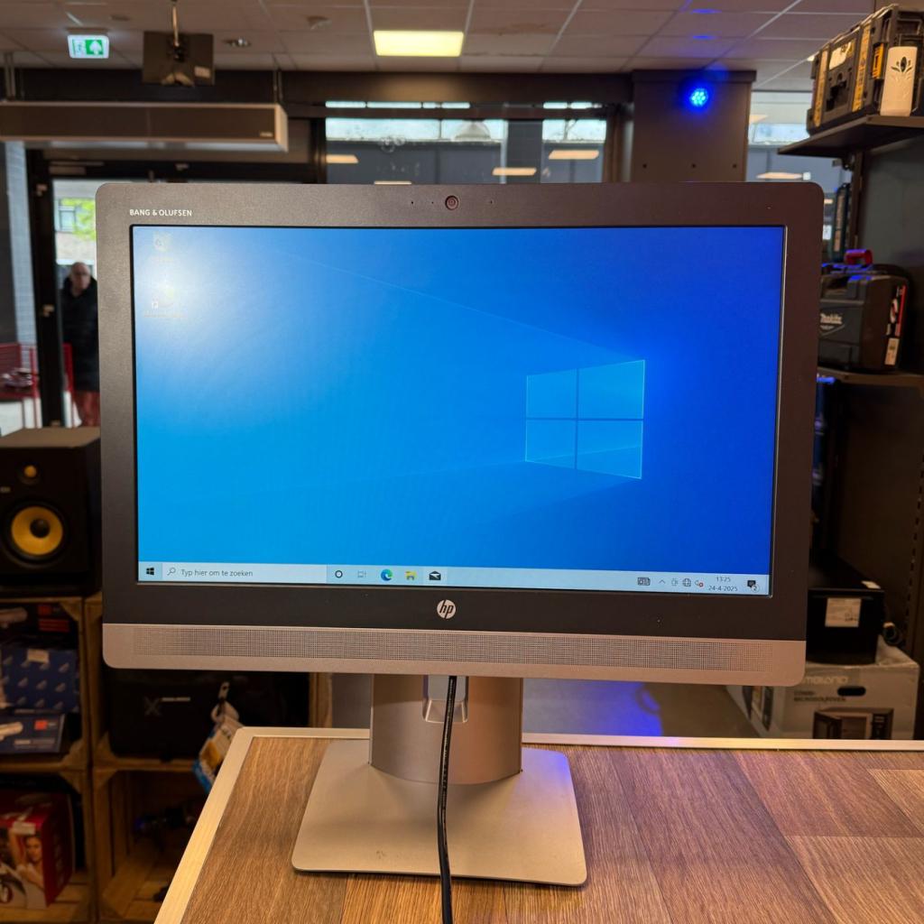 HP Eliteone 800 G2 23 I3-6100  8GB 256GB All in one pc | Net, Computers en Software, Desktop Pc's, Zo goed als nieuw