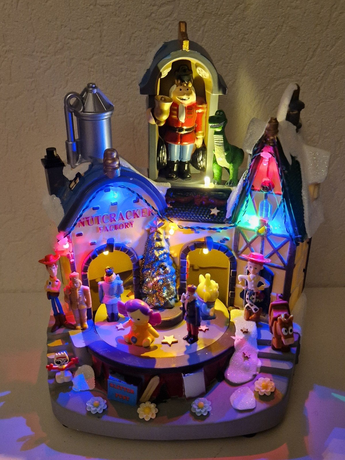Prachtig kerst tafereel met toy story 
Met TOY STORY

Het mi, Ophalen of Verzenden, Nieuw