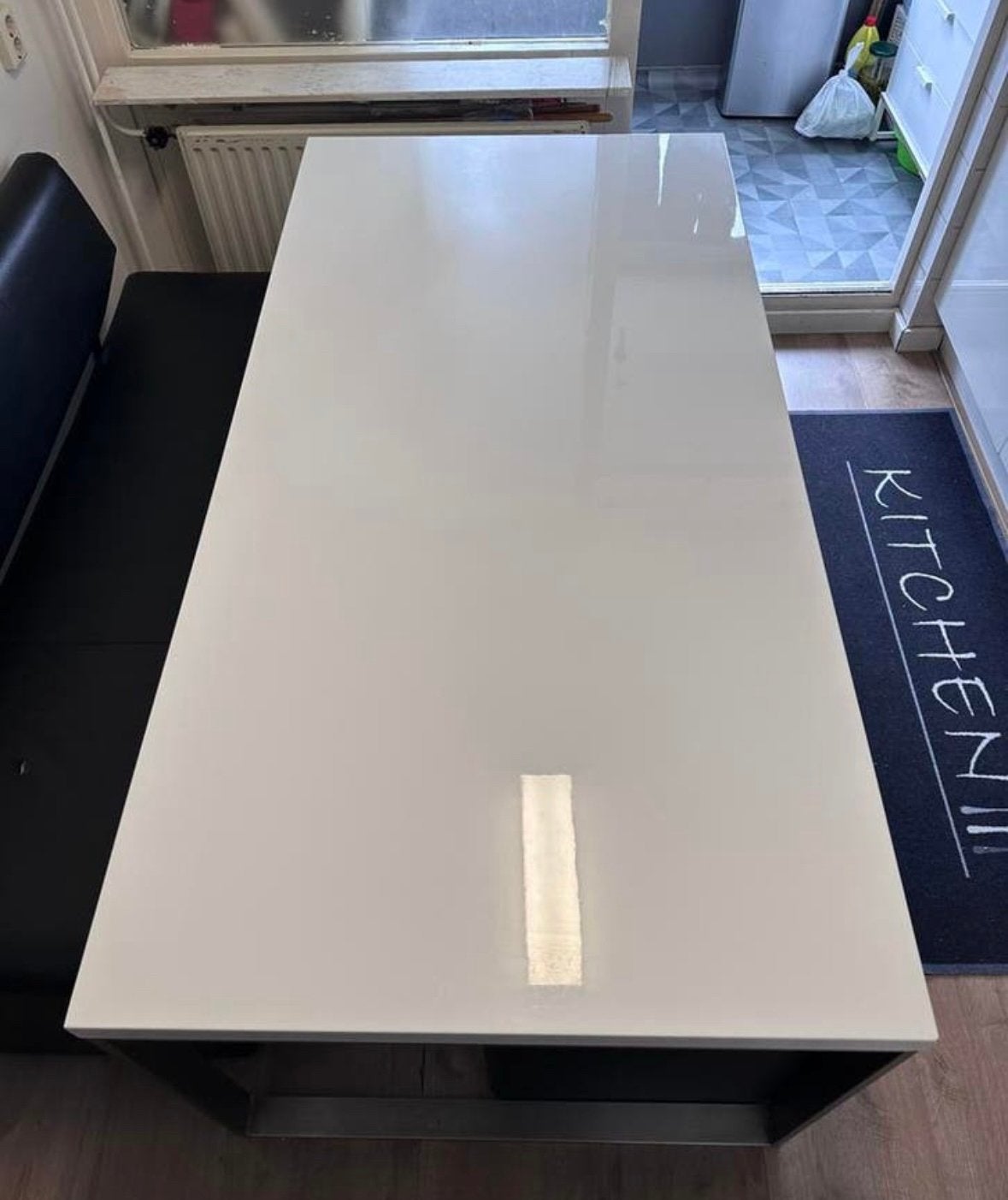 Zeer nette Hoogglans Eettafel wit 180cm-90cm, Huis en Inrichting, Tafels | Eettafels, Ophalen, 50 tot 100 cm, Zo goed als nieuw