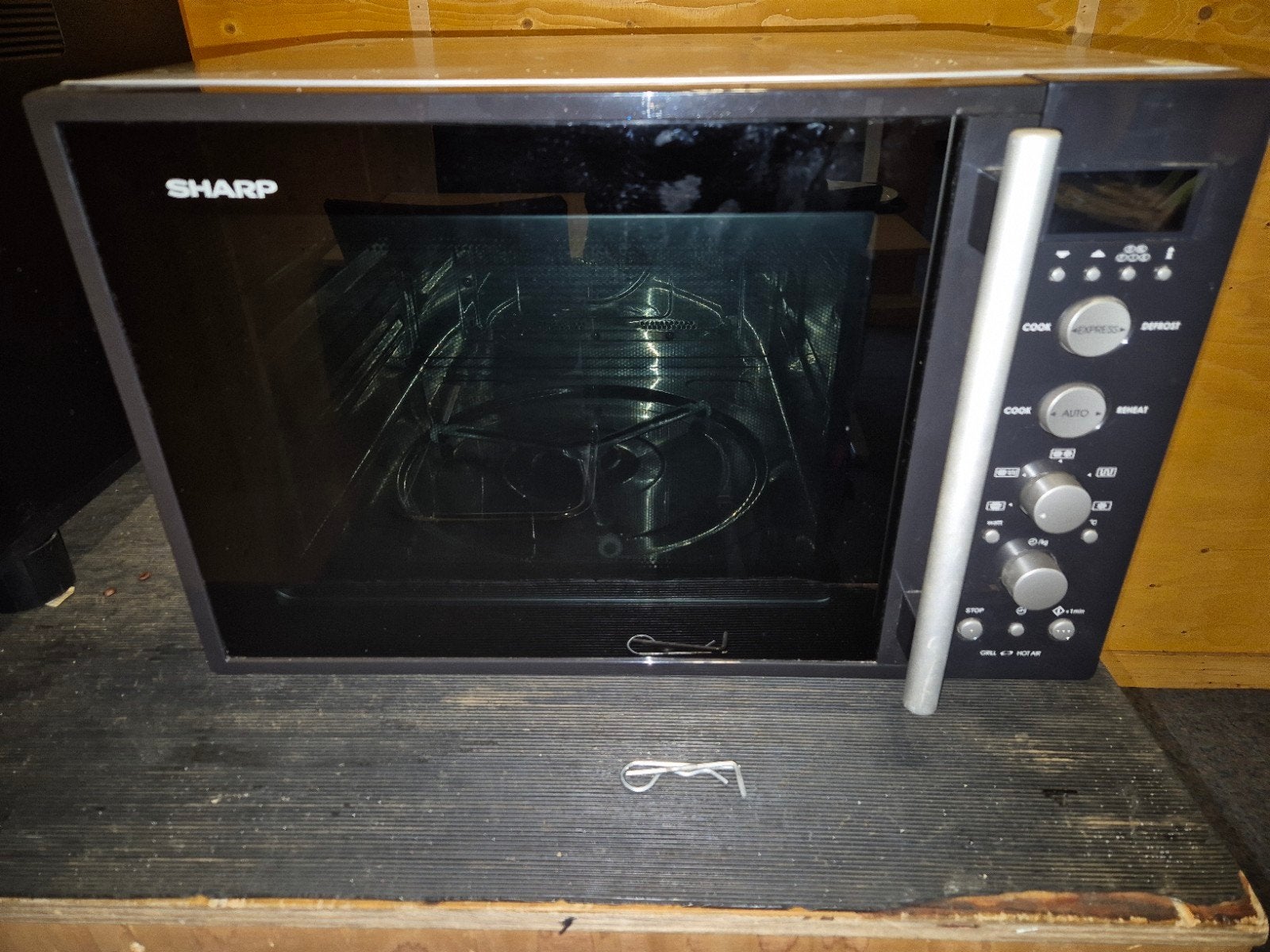 Sharp Combimagnetron R-931(BK)W met accessoires, Witgoed en Apparatuur, Ophalen, Combimagnetron, Zo goed als nieuw, Draaiplateau