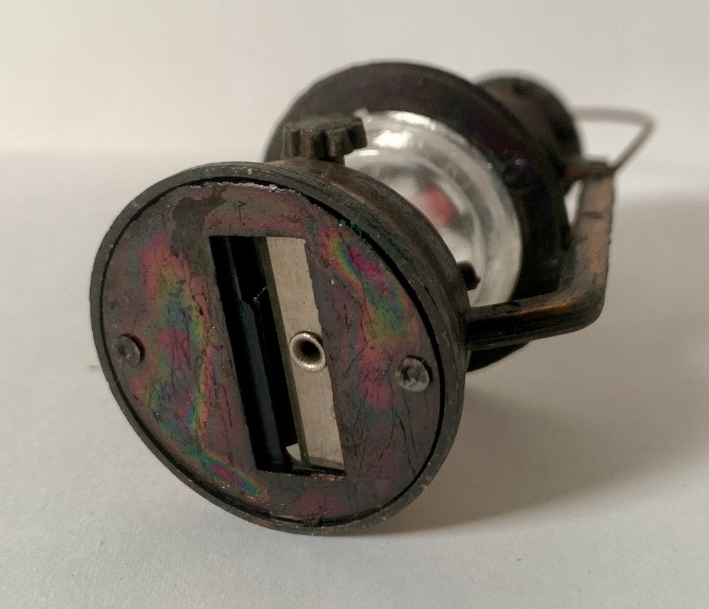 Vintage Miniatuur OlieLamp Potloodslijper puntenslijper, Ophalen of Verzenden, Gebruikt