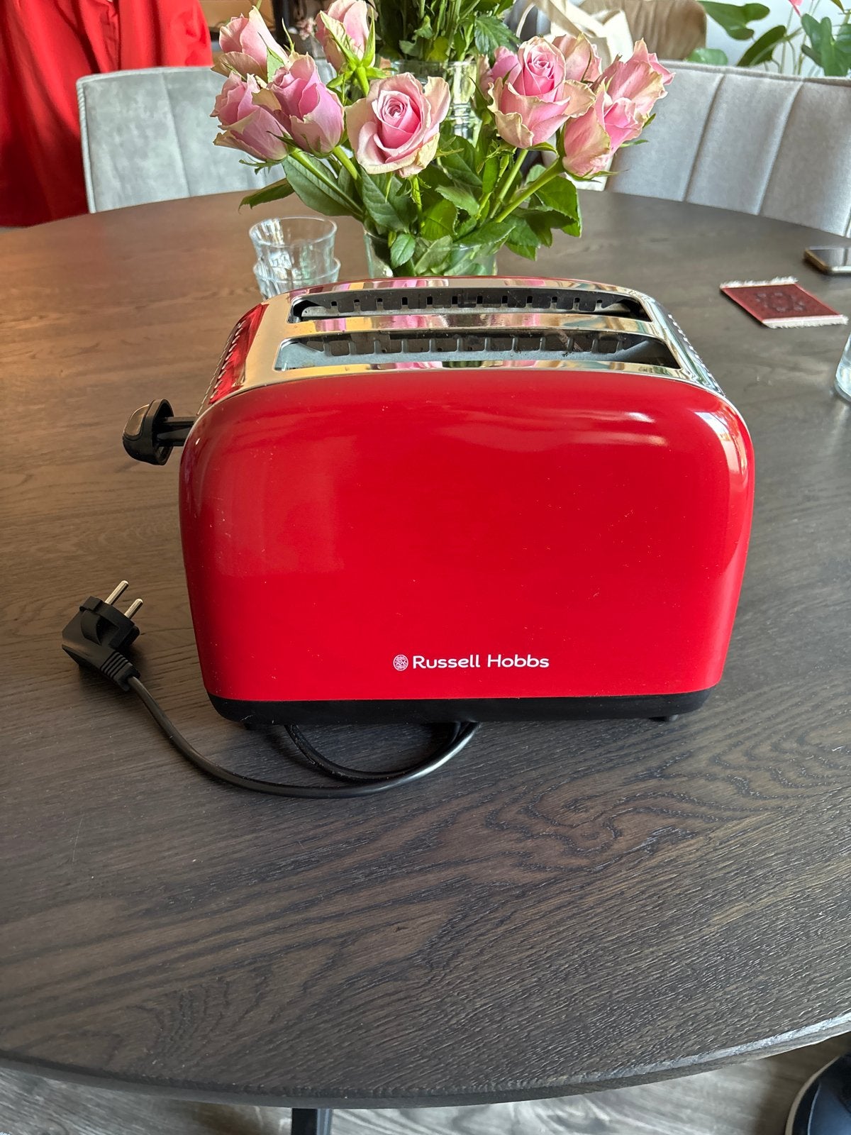 Russell Hobbs Toaster Rood met Croissant Opzetstuk, Ophalen, Gebruikt