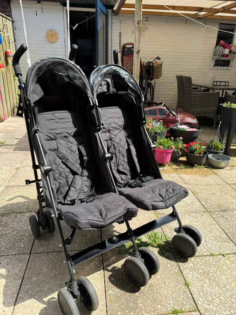 Tweeling buggy, Kinderen en Baby's, Tweelingen en Meerlingen, Ophalen, Zo goed als nieuw, Kinderwagen of Buggy