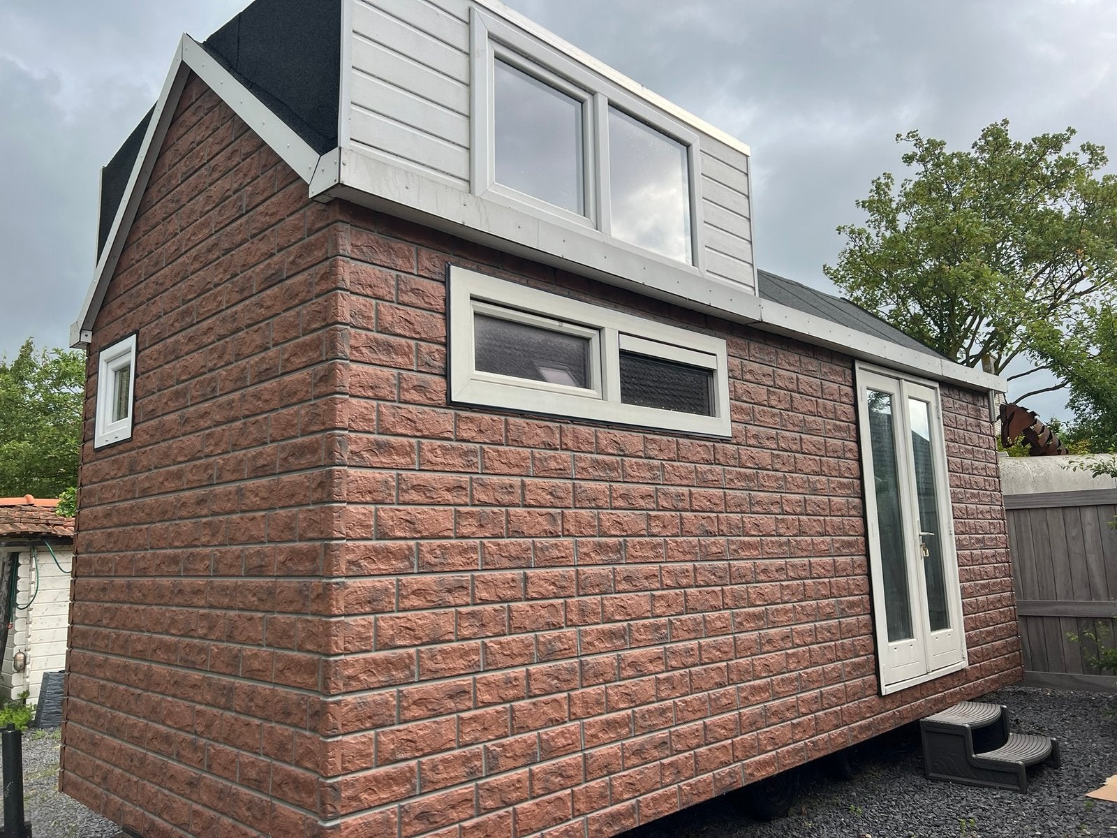 Geweldig tiny house op wielen te koop. Compleet  geisoleerd