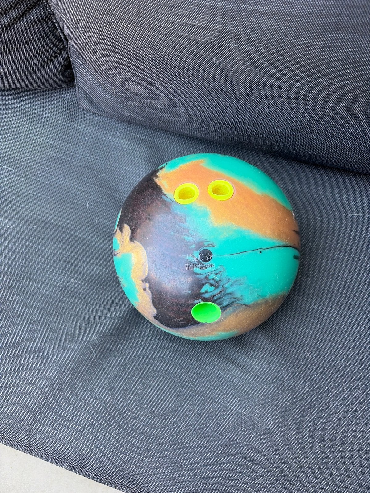 Bowlingbal - Zo goed als nieuw ~5,9kg, Ophalen, Zo goed als nieuw