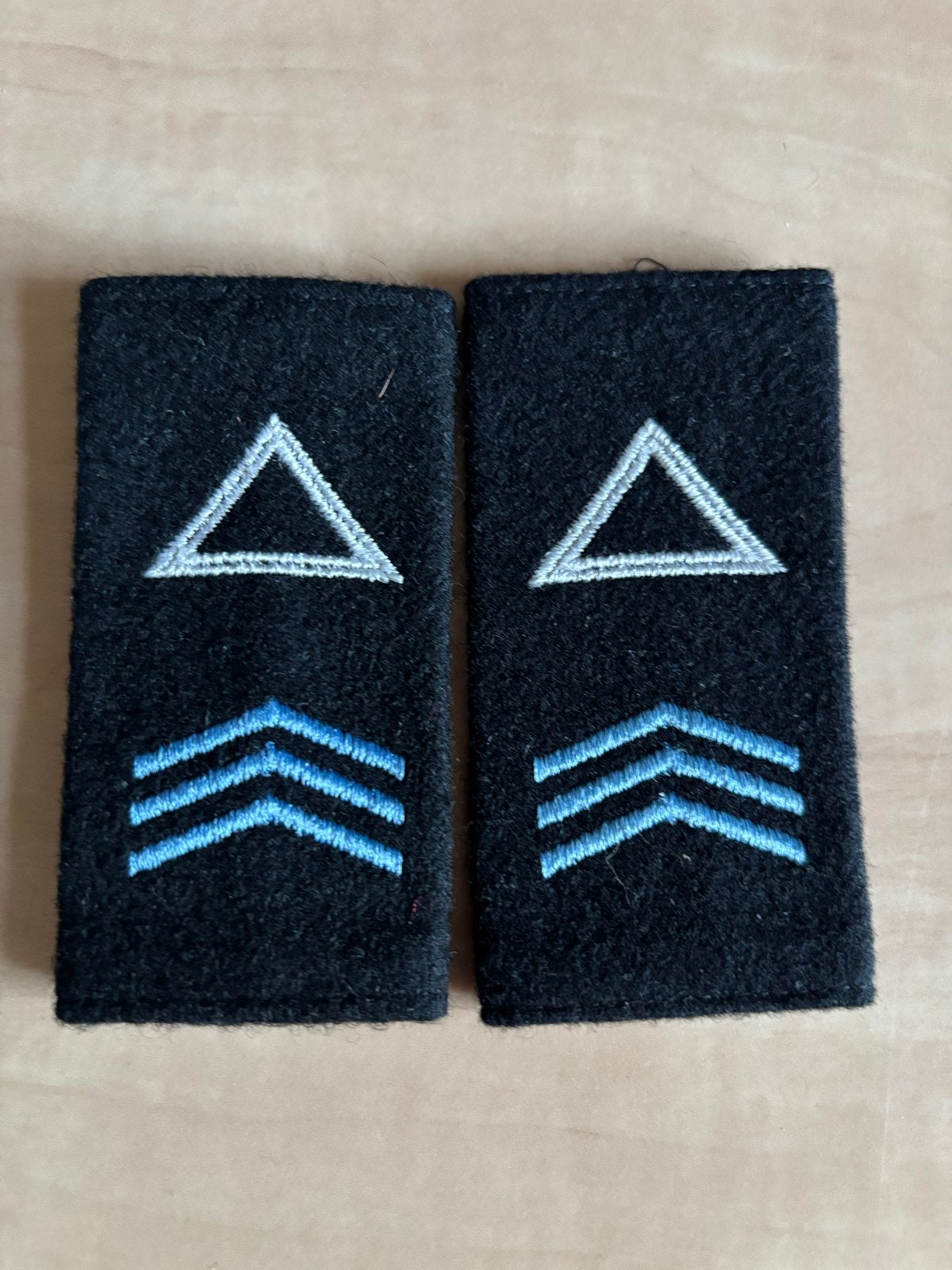 Set rangen Sergeant in opleiding tot piloot Luchtmacht, Verzenden, Luchtmacht, Nederland, Embleem of Badge