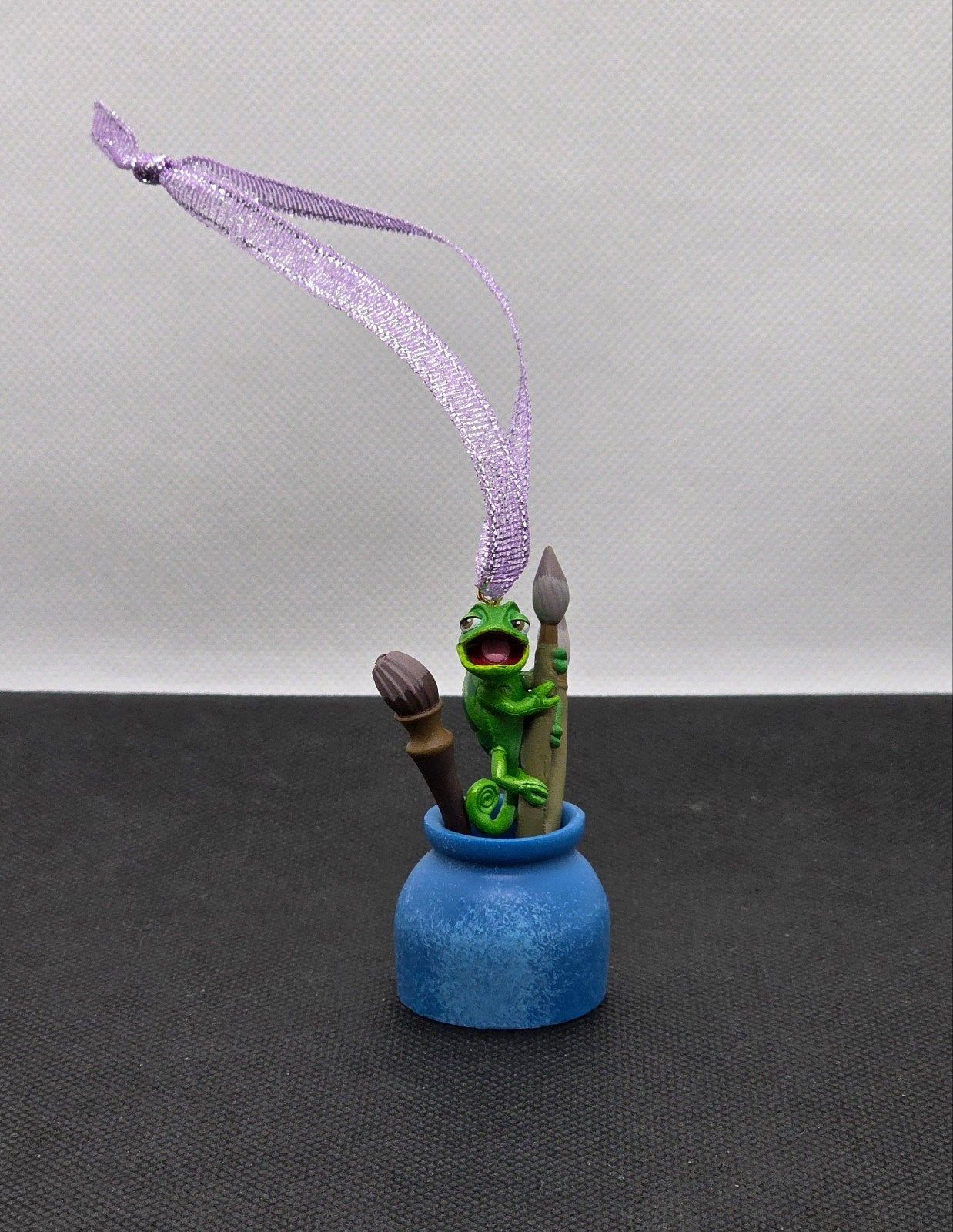 Disney Pascal Rapunzel kerst ornament hanger kerstbal, Ophalen of Verzenden, Nieuw