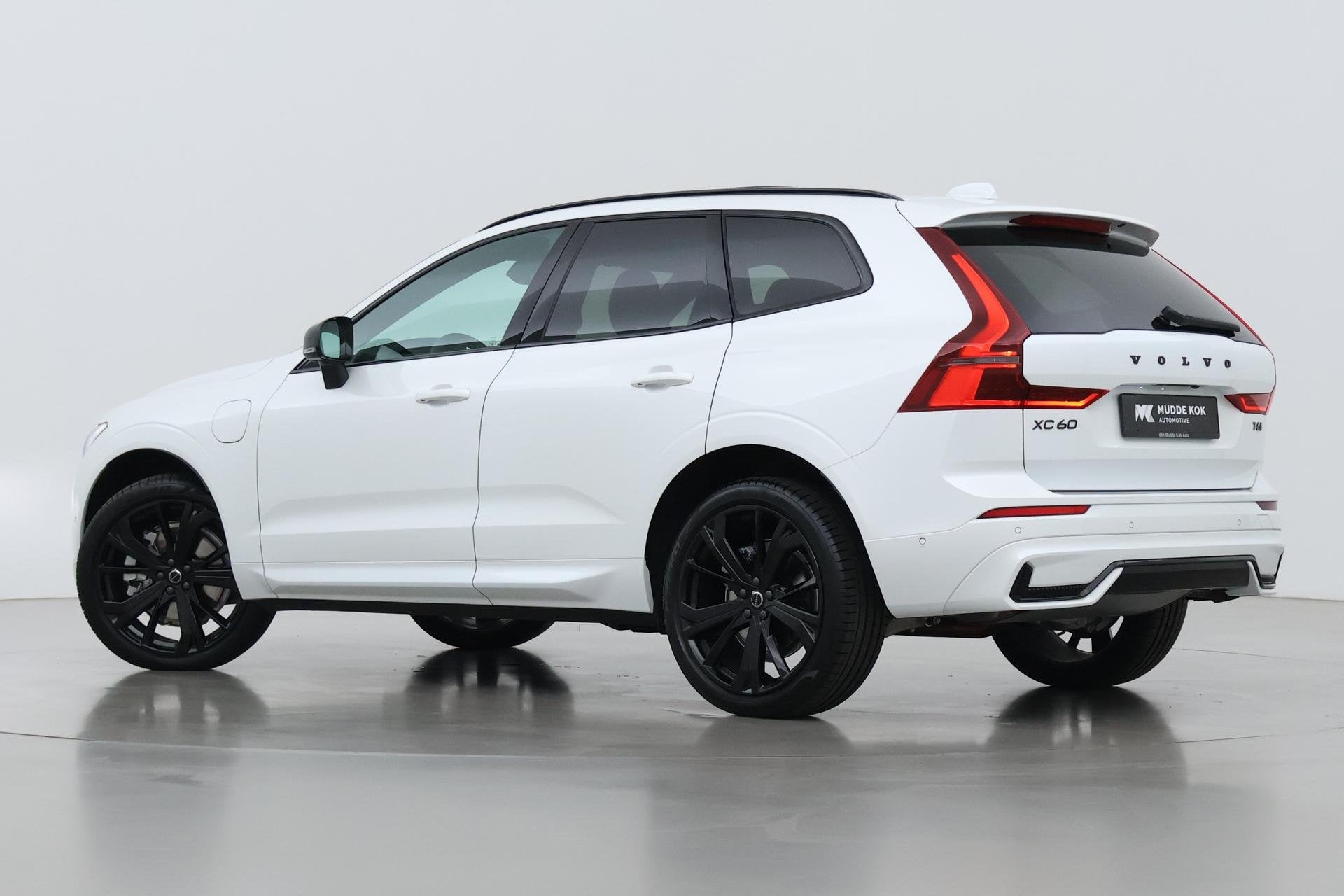 Volvo XC60 T6 Plus Black Edition | Harman/Kardon | Panoramad, Auto's, Automaat, Gebruikt, Euro 6, 4 cilinders
