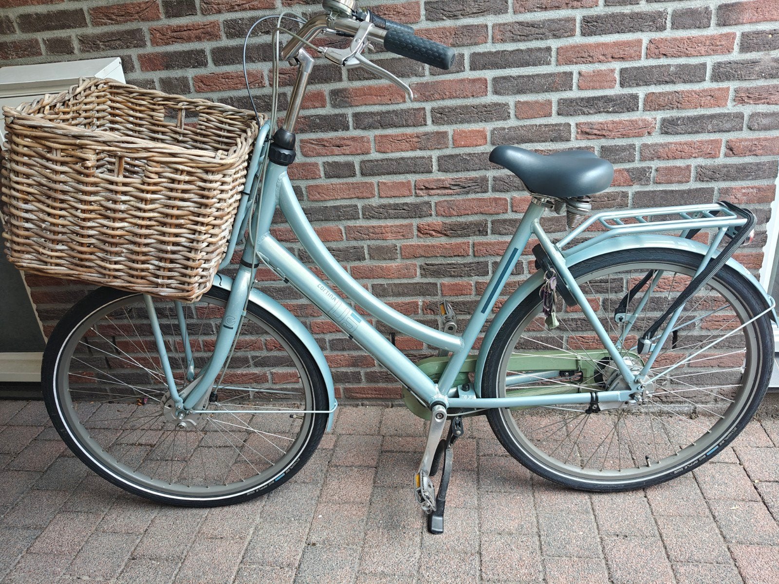 Meidenfiets/,damesfiets met grote mand, Ophalen, Versnellingen, Zo goed als nieuw, Cortina