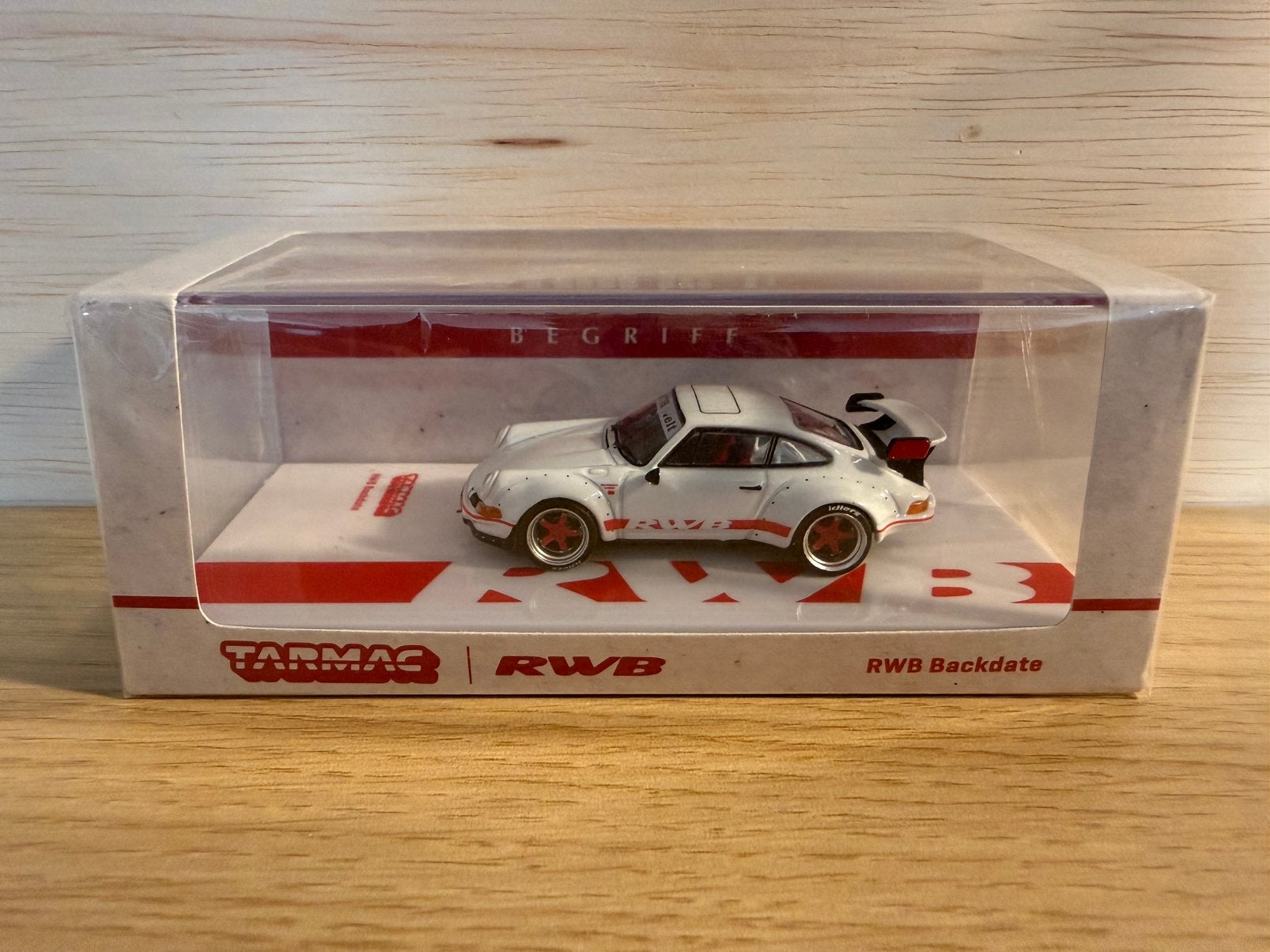 Tarmac RWB, Porsche 930 backdate, schaal 1:64, Ophalen of Verzenden, Zo goed als nieuw, Auto