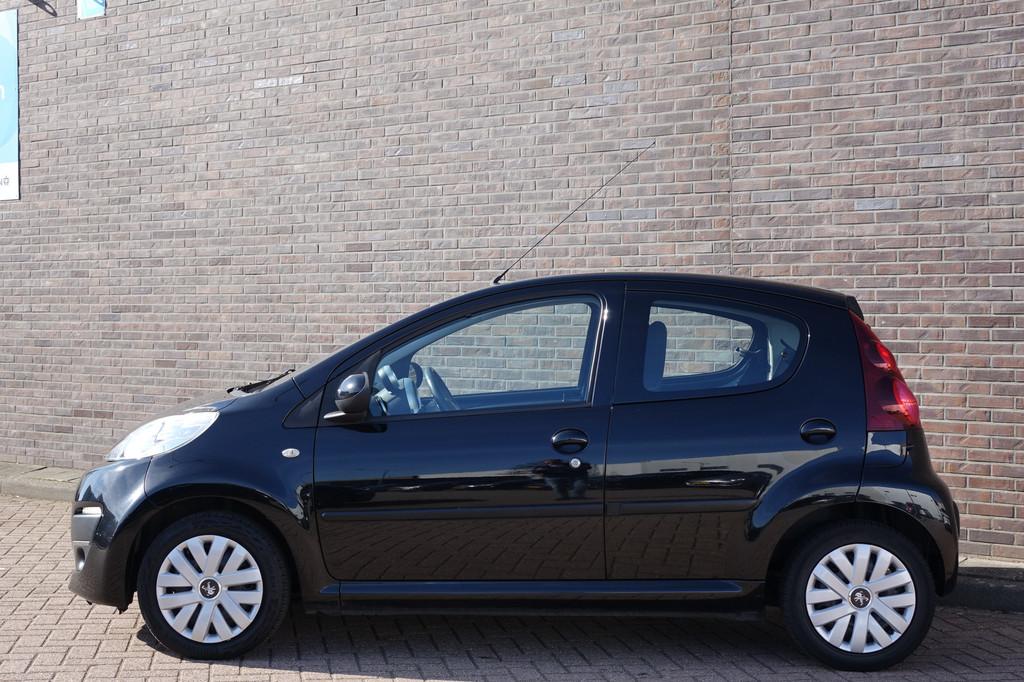 Peugeot 107 1.0 Envy, airco, 5 deurs, keurige auto, nieuwe k, Auto's, Peugeot, Voorwielaandrijving, Euro 5, Gebruikt, 4 stoelen
