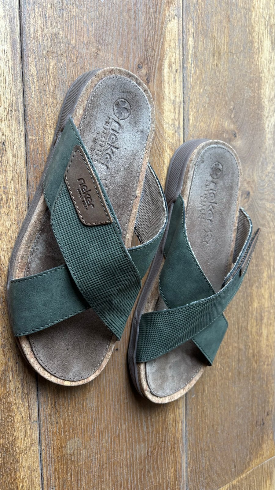Rieker Heren Sandalen/Slippers Maat 43 - Olijfgroen, Ophalen of Verzenden, Zo goed als nieuw, Overige kleuren, Slippers