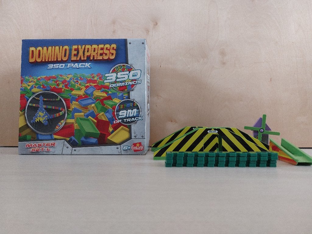 Domino express, Ophalen of Verzenden, Zo goed als nieuw