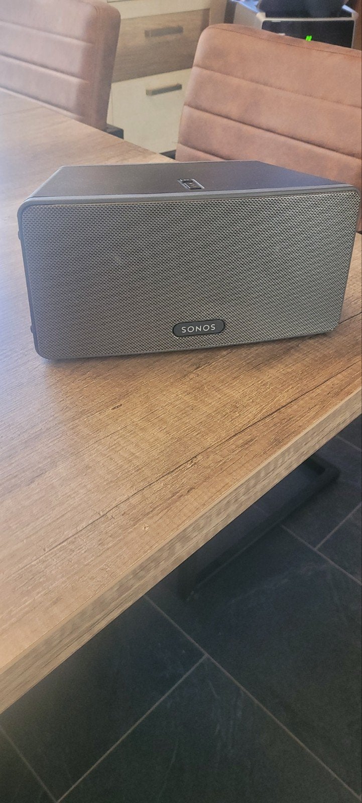 Sonos Play:3 Smart Speaker - Compact en Krachtig Geluid, Ophalen, Slimme speaker, WiFi, Zo goed als nieuw
