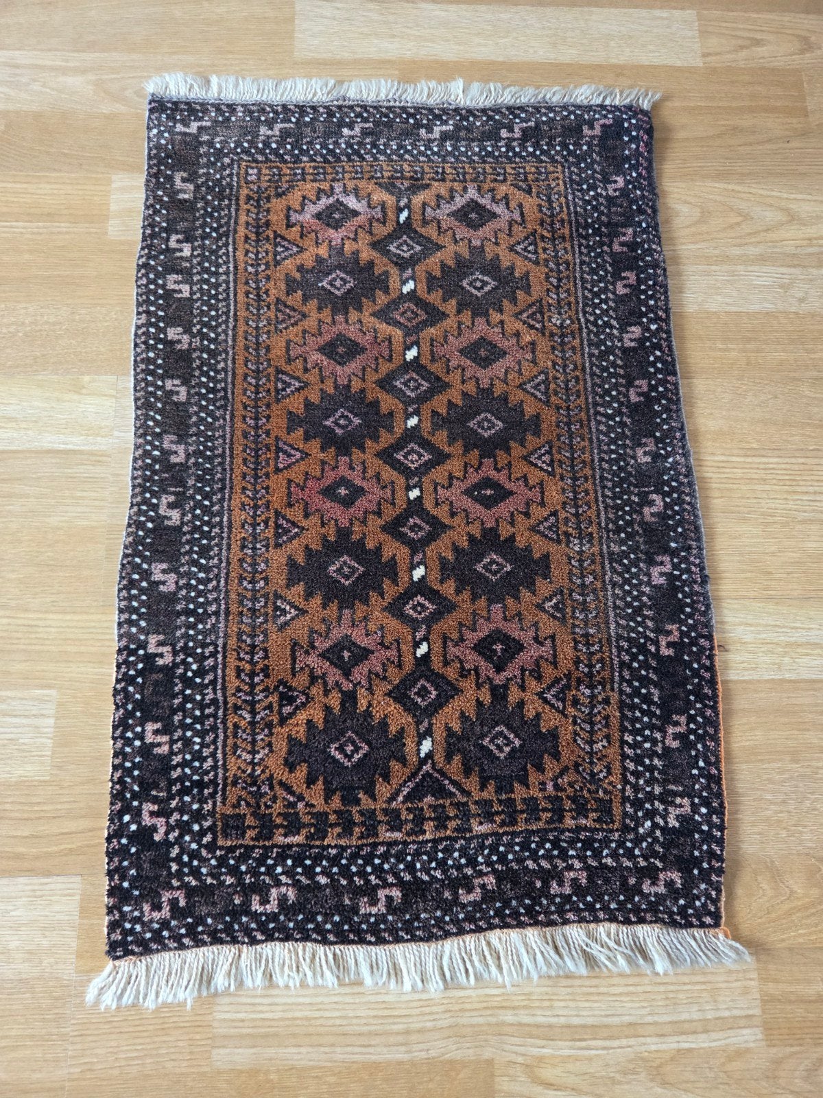 Oosters vloerkleed - bruin, zwart, roze, Gebruikt, 100 tot 150 cm, Bruin, Oosters, Traditioneel
