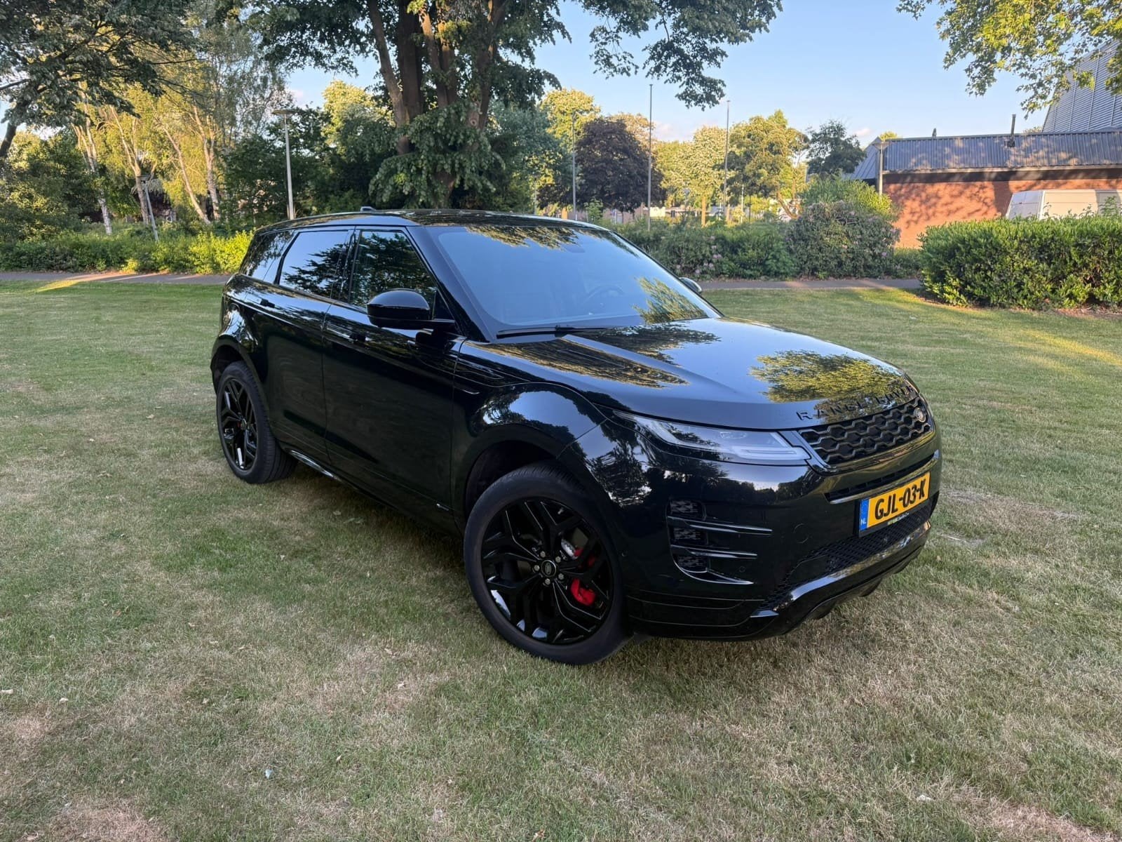 Land Rover Range Rover Evoque P300e 309pk Phev AWD Aut 2021, Automaat, 1498 cc, Zwart, Plug-in hybride