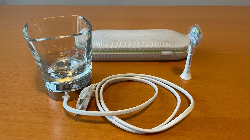 Philips Sonicare oplaadglas + reisetui lader + C3 borstel, Ophalen of Verzenden, Zo goed als nieuw, Opzetborstel