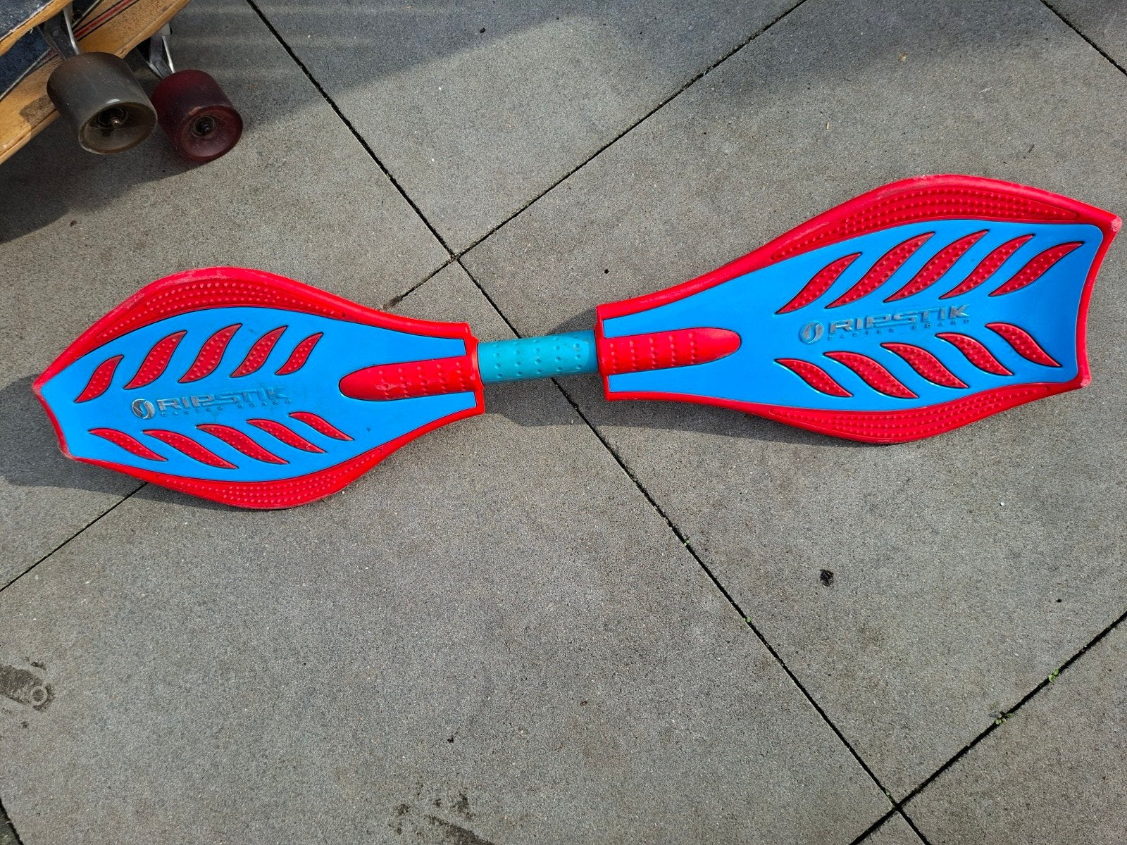 Wave board van Ripstik fel blauw met rood, Sport en Fitness, Ophalen, Waveboard