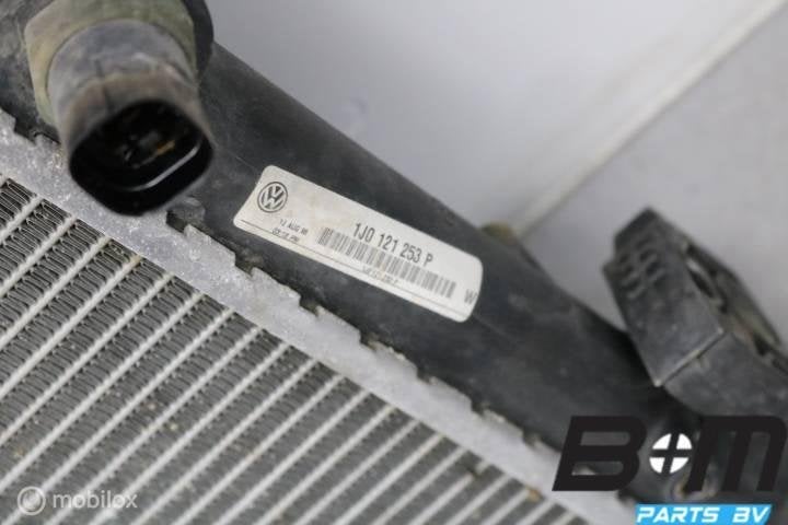Radiateur VW Golf 4 1J0121253P, Gebruikt