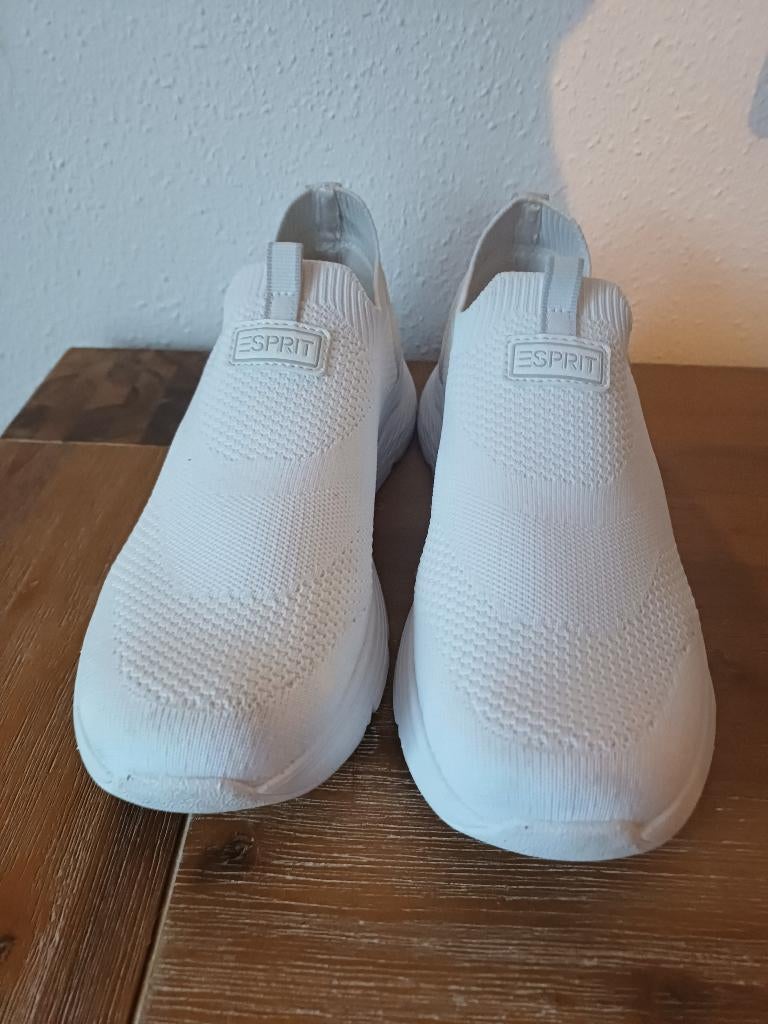 Esprit sneakers, Kleding | Dames, Schoenen, Wit, Nieuw, Ophalen of Verzenden, Sneakers of Gympen