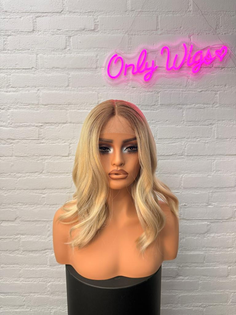 Pruik/wig, Sieraden, Tassen en Uiterlijk, Uiterlijk | Haarverzorging, Ophalen of Verzenden, Nieuw, Pruik of Haarverlenging