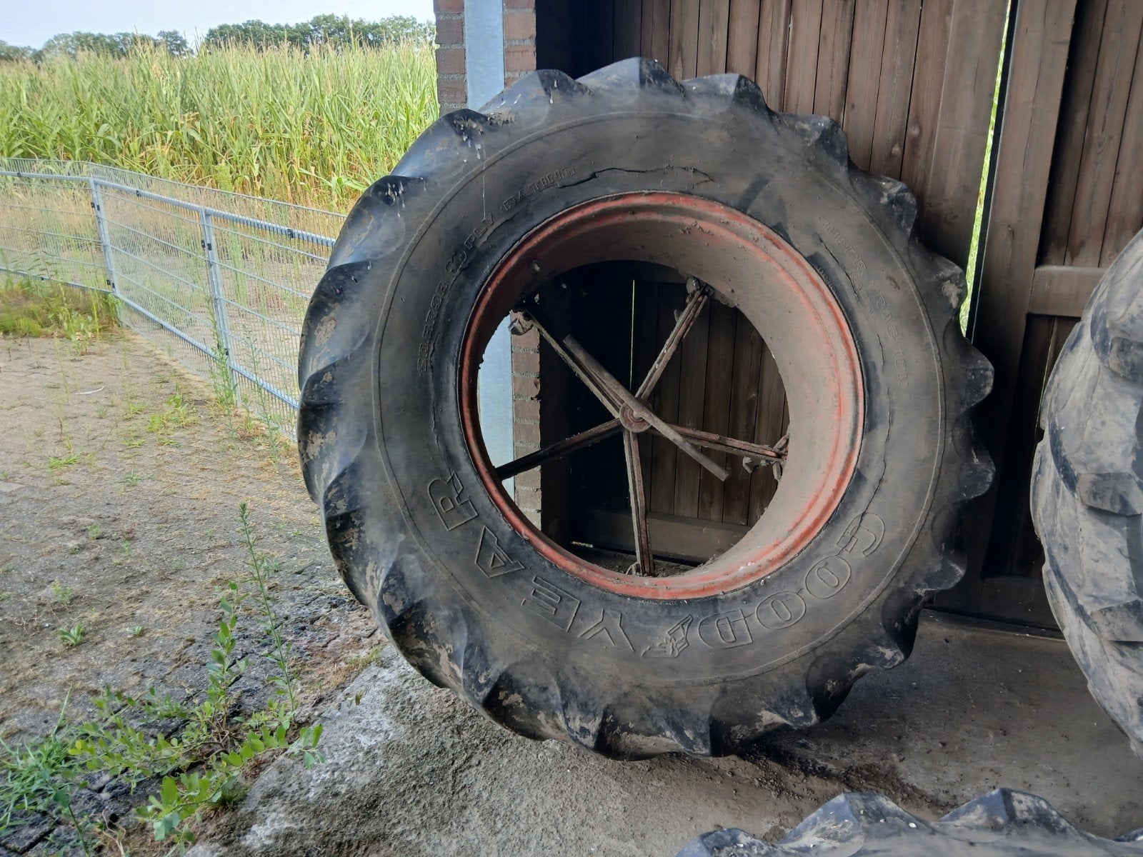 Goodyear Super Traction 18.4R38 dubbellucht tractorband met, Ophalen