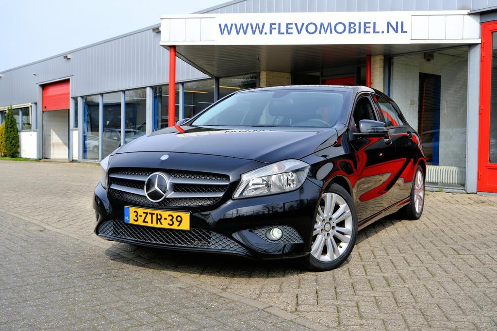 Mercedes-Benz A-klasse 180 Economy 5-drs Airco|LMV, Auto's, Voorwielaandrijving, Gebruikt, 4 cilinders, Handgeschakeld