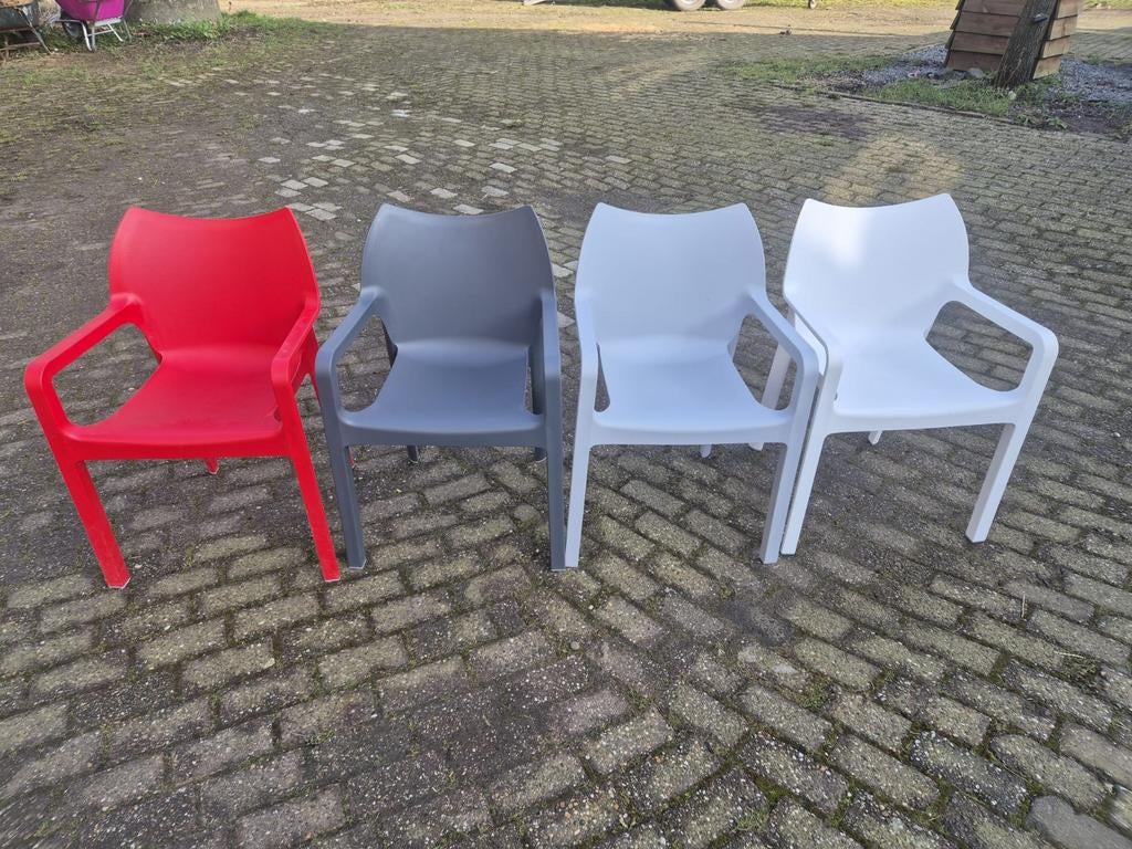 Partij nieuwe degelijke stapelbare terrasstoelen.30 stoelen, Tuin en Terras, Ophalen of Verzenden, Nieuw, Aluminium, Stapelbaar