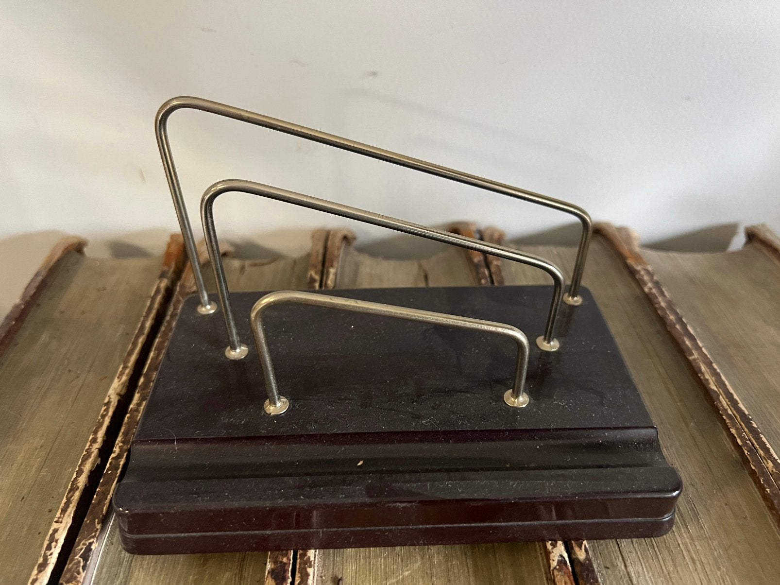 VINTAGE BRIEVENHOUDER BAKELIET, Ophalen of Verzenden