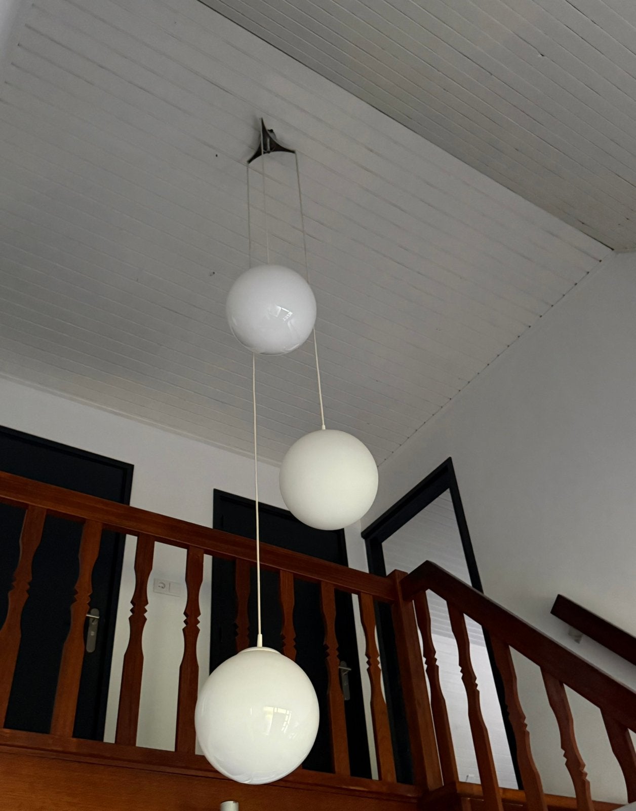 Retro hanglamp met 3 glazen bollen uit de zeventiger jaren, Ophalen, Gebruikt, Verstelbaar, Hanglamp