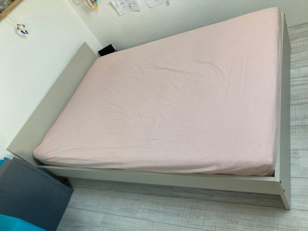 Vihals 140x200 bed Ikea tweepersoons, Huis en Inrichting, Slaapkamer | Bedden, Gebruikt, Tweepersoons, 140 cm, 200 cm, Hout, Wit