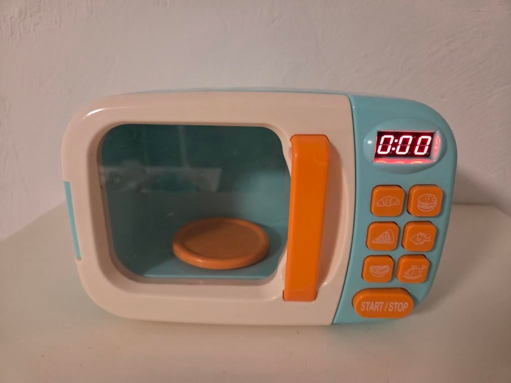 Speelgoed magnetron met licht en geluid, Kinderen en Baby's, Speelgoed | Speelkeukens, Ophalen of Verzenden, Zo goed als nieuw