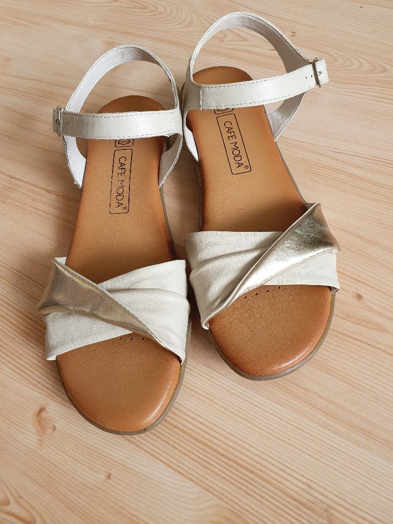 dames sandalen, Beige, Cafe Moda, Nieuw, Sandalen of Muiltjes