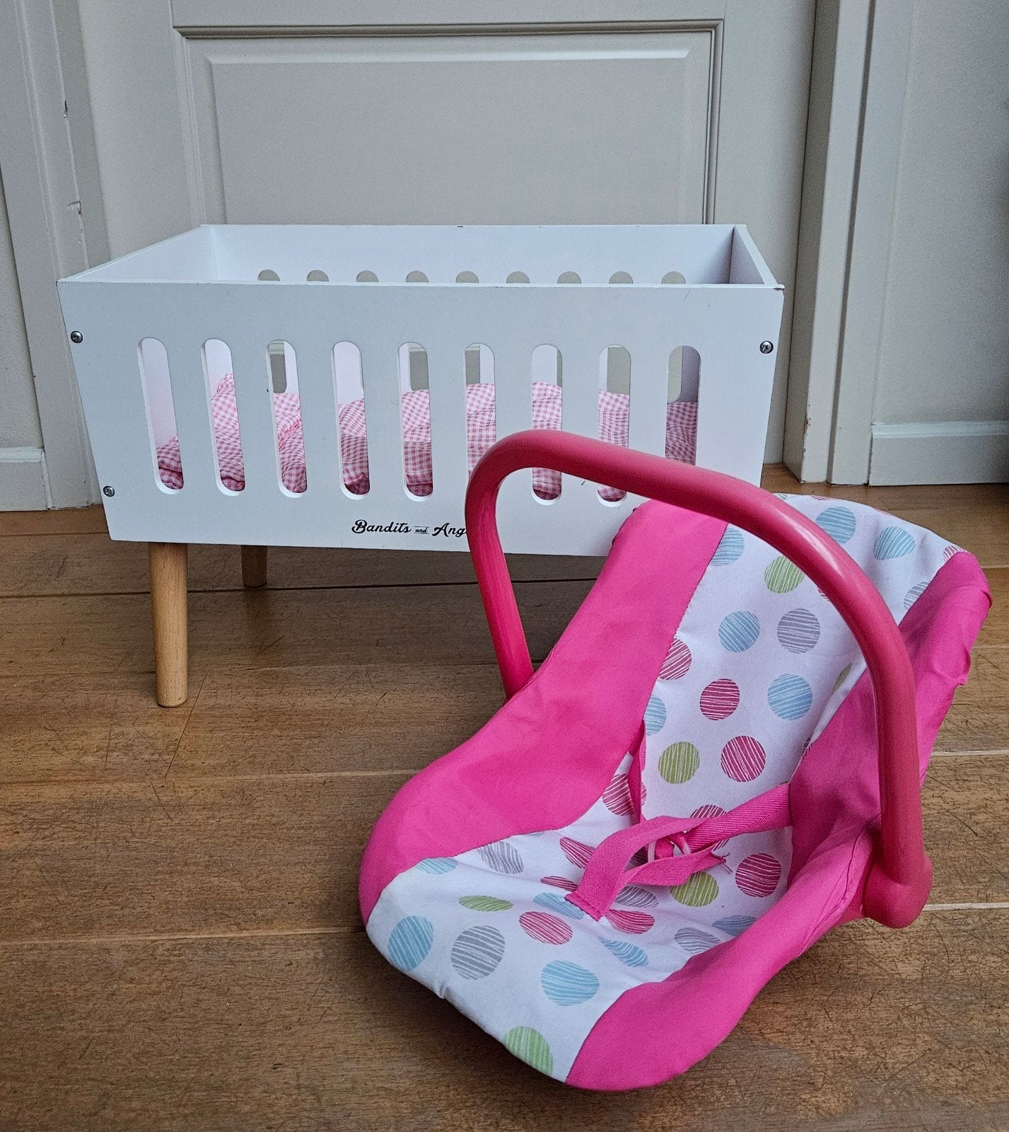 Poppenbedje en maxi cosi voor poppen, Ophalen, Zo goed als nieuw, Babypop