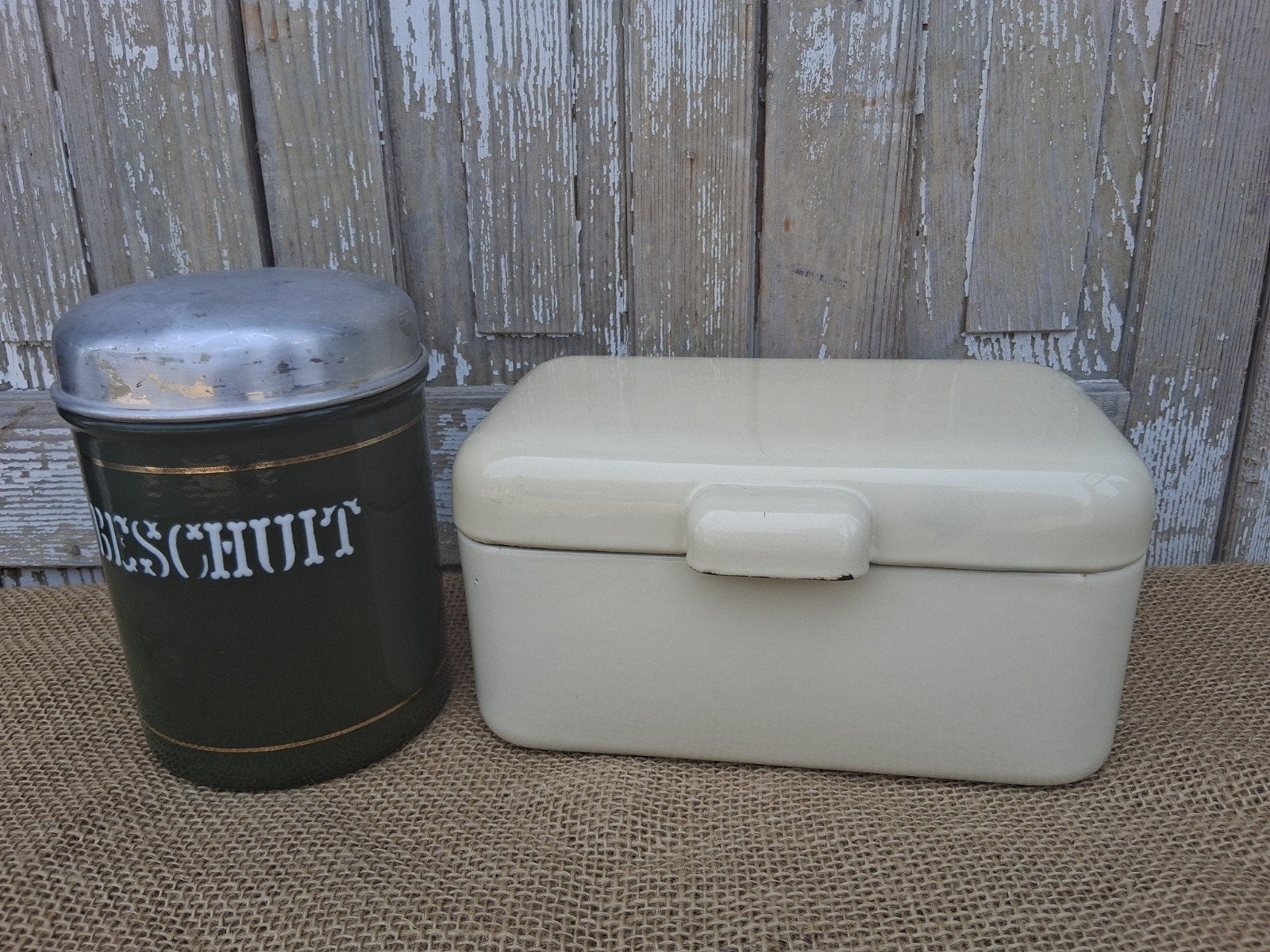 cremekleurige emaille koektrommel, brocante - Debrocantekip, Ophalen of Verzenden