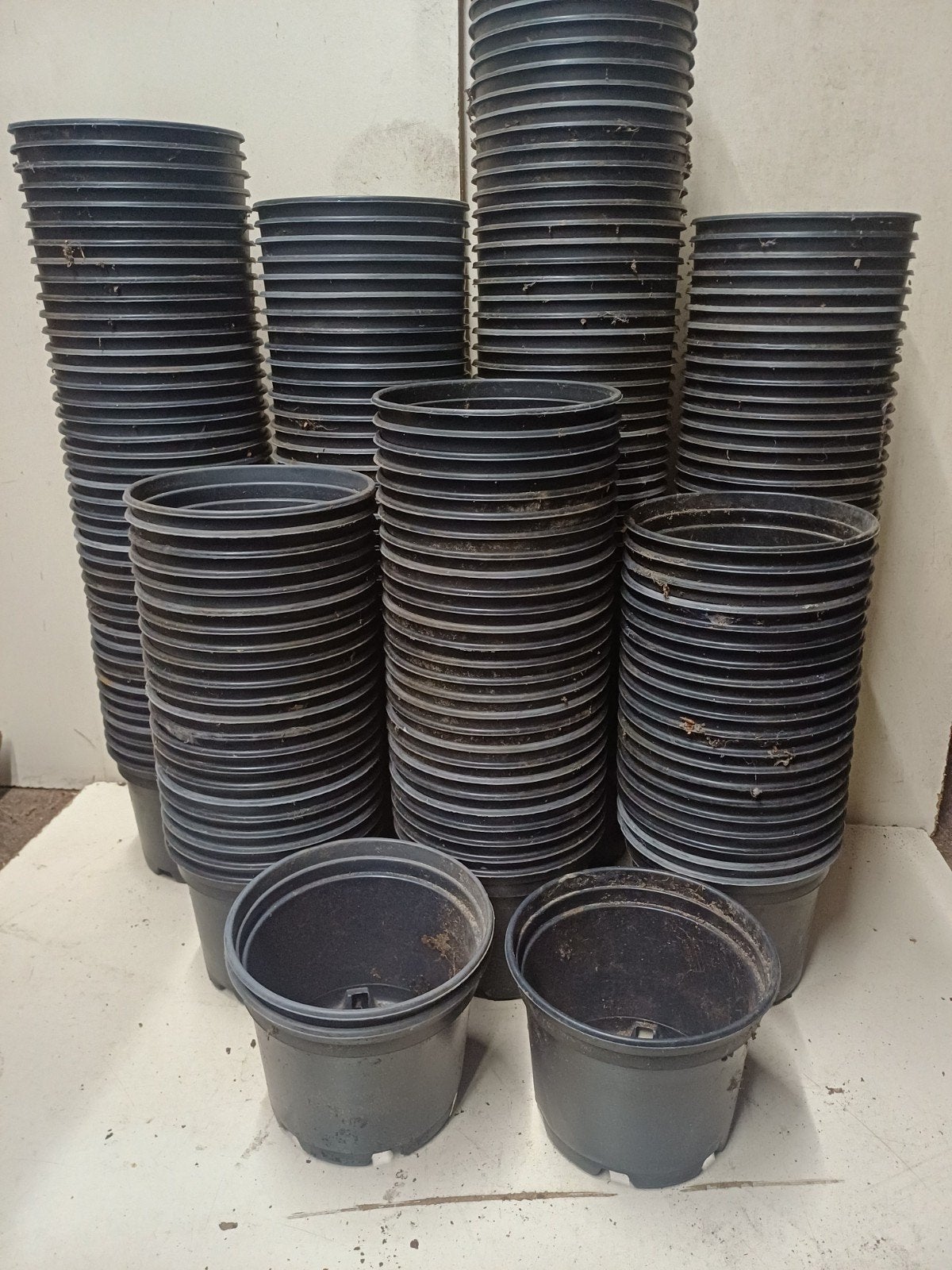 kweekpotten plantenpotten bloempotten 2 liter, Kunststof, Gebruikt, Rond, Ophalen of Verzenden