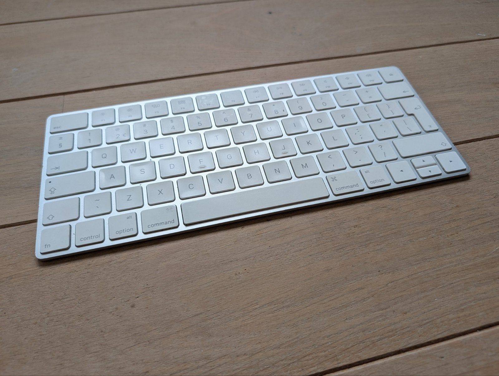 (A1644) Apple Magic Keyboard, Ophalen of Verzenden, Zo goed als nieuw, Draadloos, Qwerty