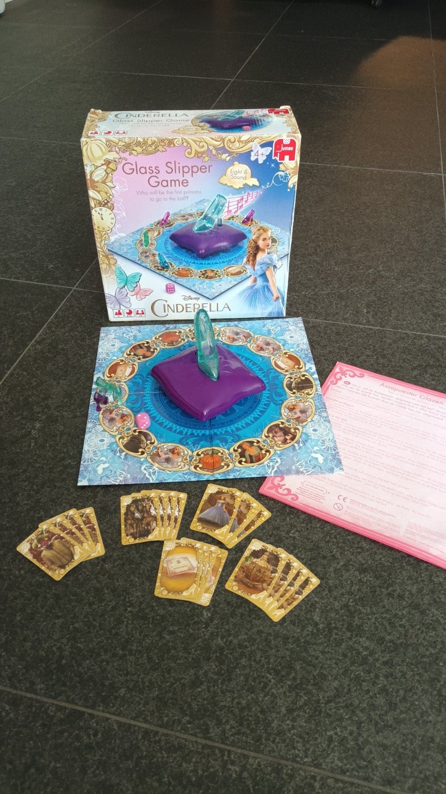 Disney Cinderella Glass Slipper Game Jumbo, Drie of vier spelers, Ophalen of Verzenden, Gebruikt, Jumbo